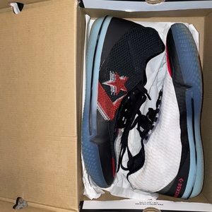 Converse size 10 in good condition